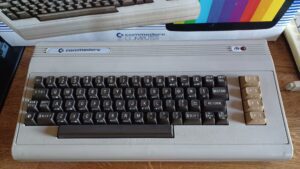 Commodore 64 silver label